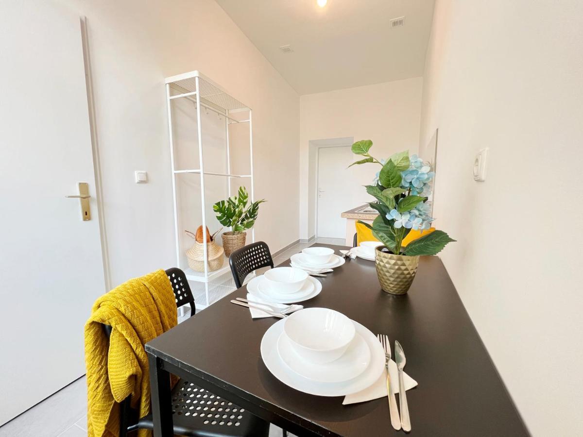 Time For Life Apartment *